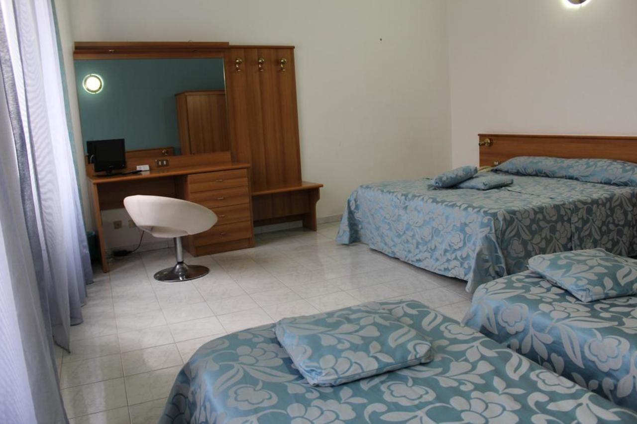 Hotel Santa Marta Ποτσουόλι Εξωτερικό φωτογραφία