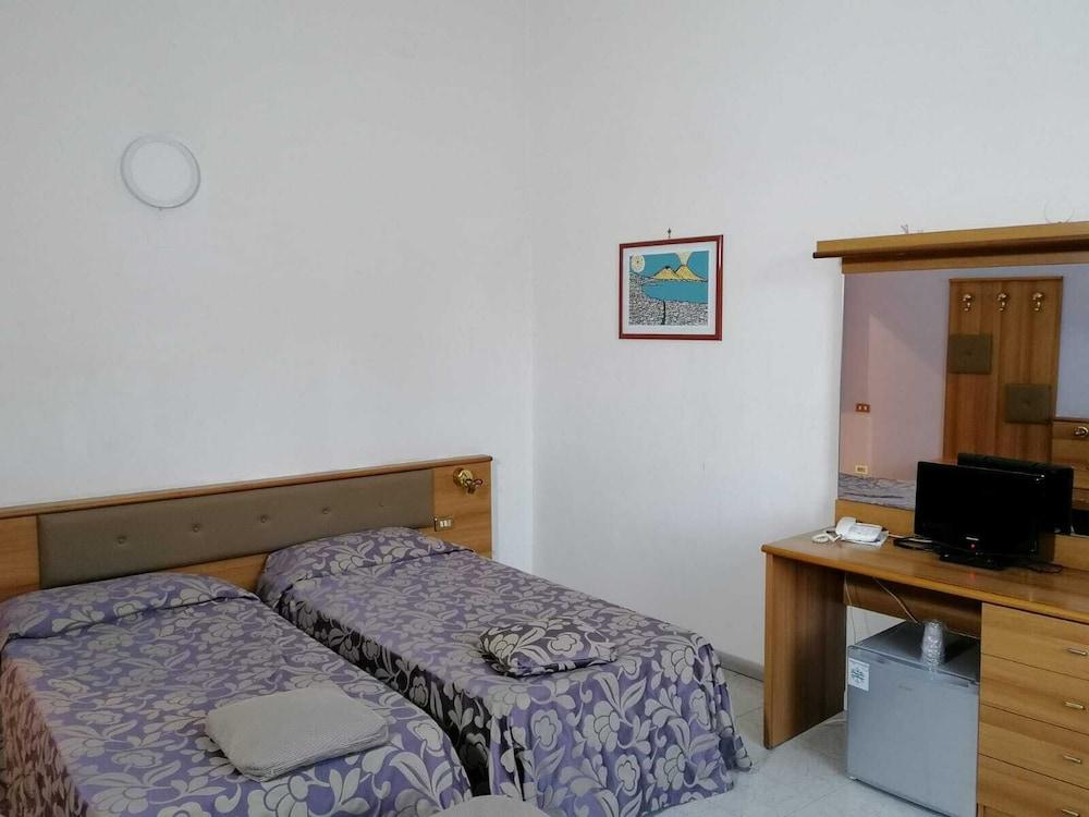 Hotel Santa Marta Ποτσουόλι Εξωτερικό φωτογραφία