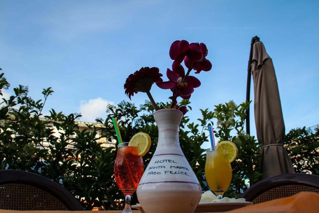 Hotel Santa Marta Ποτσουόλι Εξωτερικό φωτογραφία